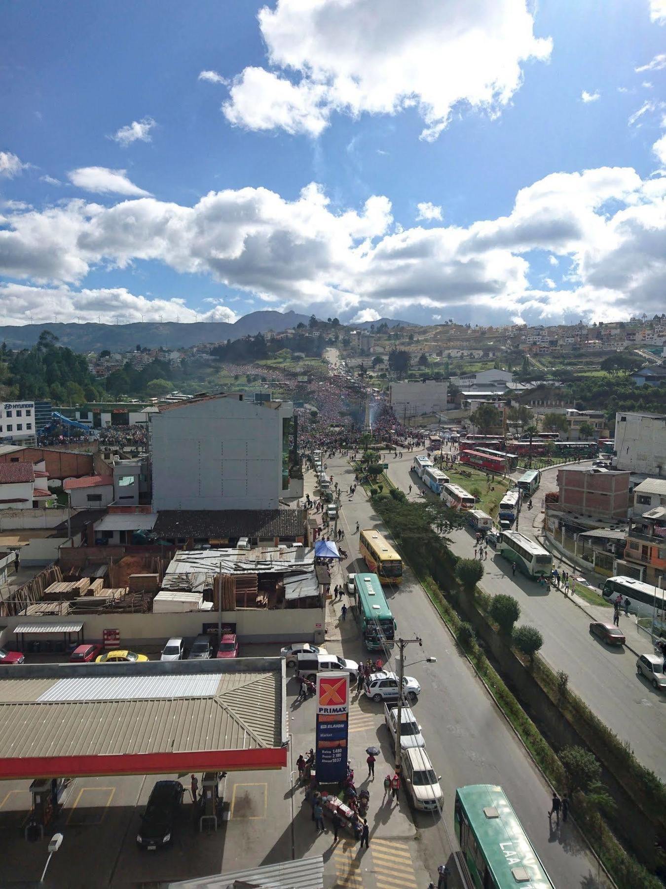 Casben Hotel Loja Buitenkant foto